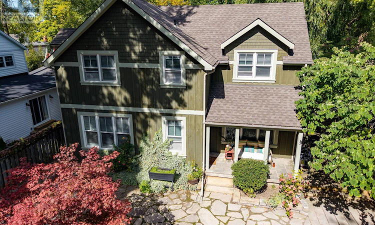 3 Luther Avenue