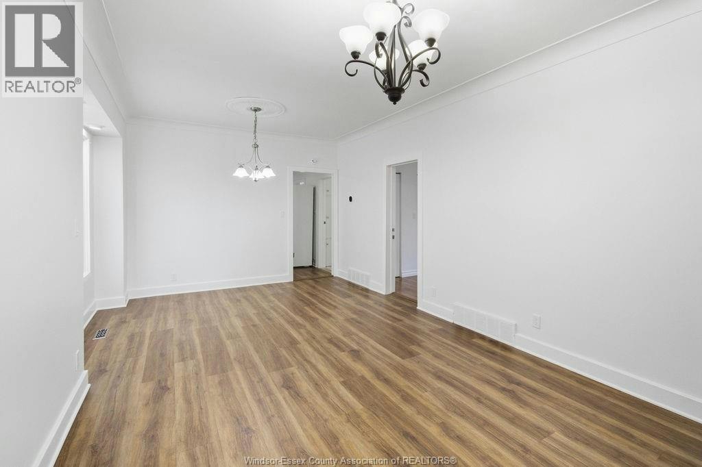 1541 Lincoln Road, Windsor, ON, N8Y 2J3 - 5