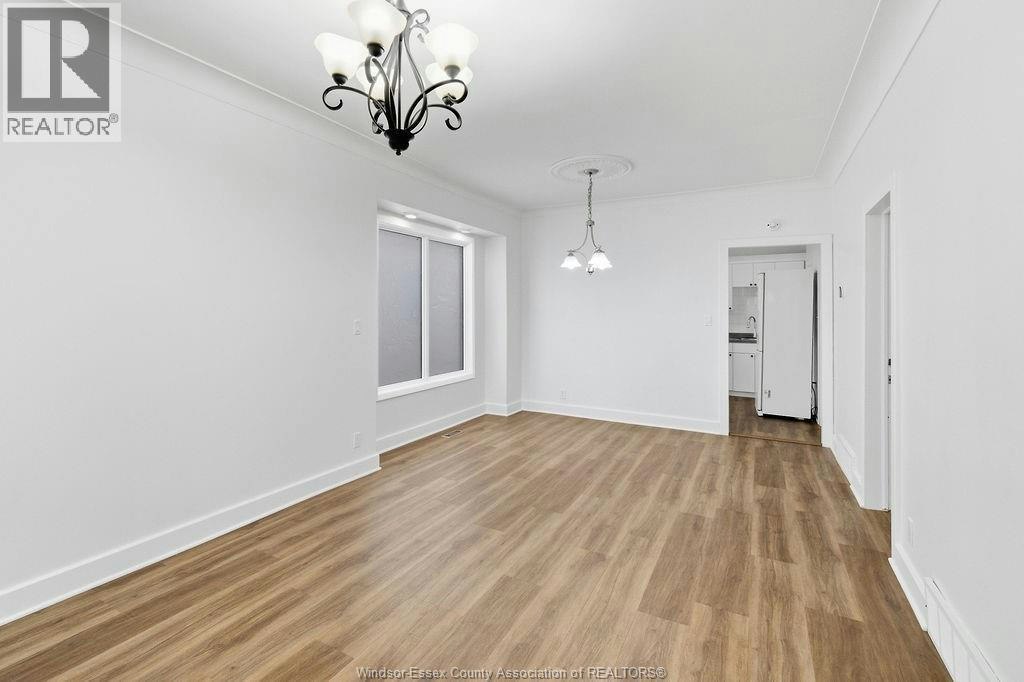 1541 Lincoln Road, Windsor, ON, N8Y 2J3 - 3