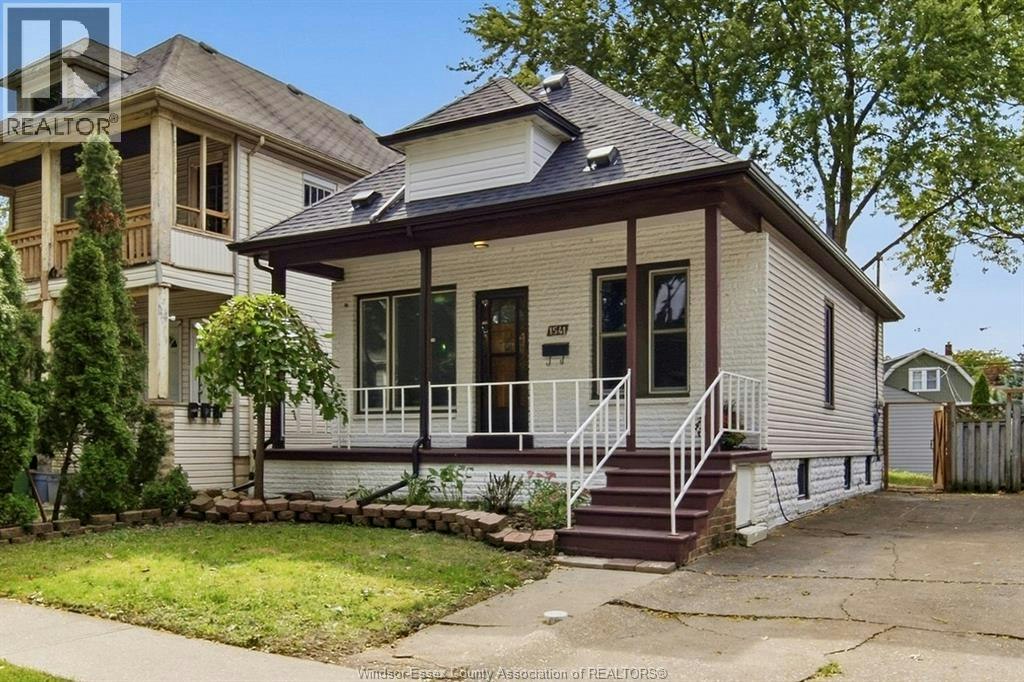 1541 Lincoln Road, Windsor, ON, N8Y 2J3 - 2