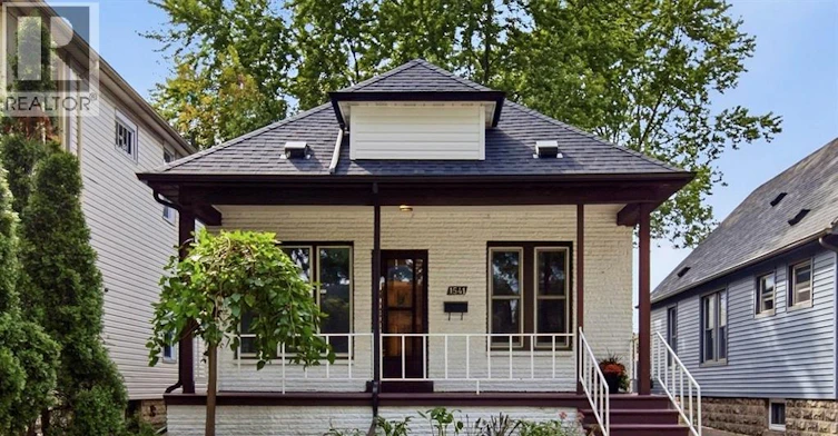 1541 Lincoln Road, Windsor, ON, N8Y 2J3