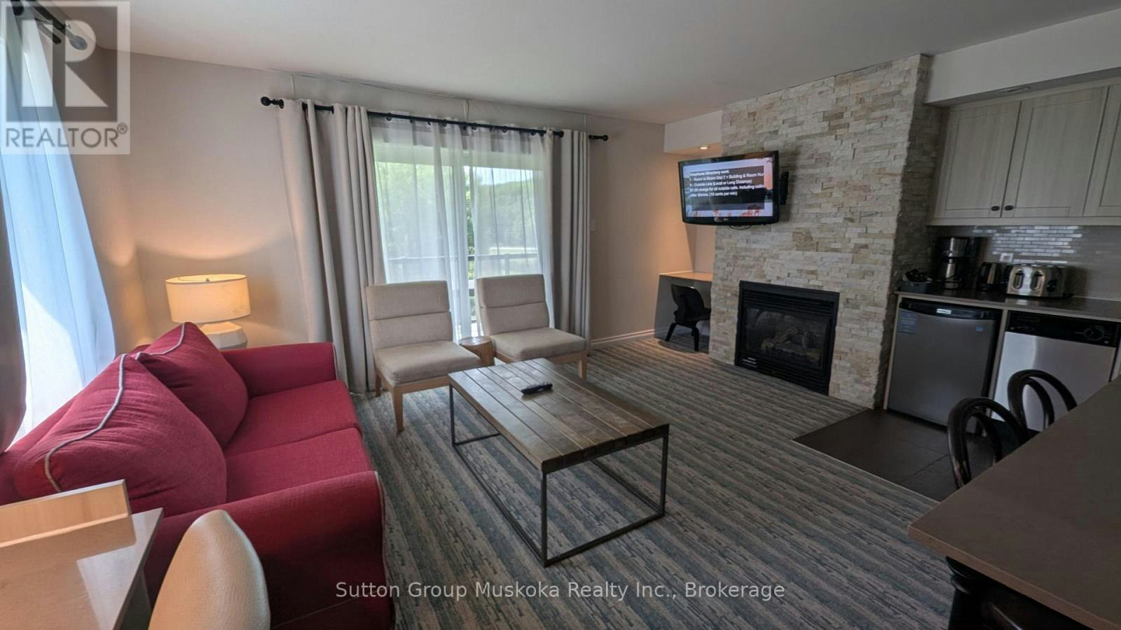 54-203 - 54-203 Deerhurst Drive, Huntsville, ON, P1H 2E8