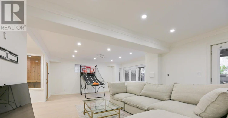 27 True Davidson Drive, Toronto, ON, M4W 3X3 - 45