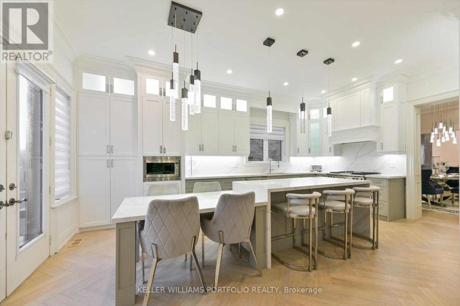 27 True Davidson Drive, Toronto, ON, M4W 3X3 - 11
