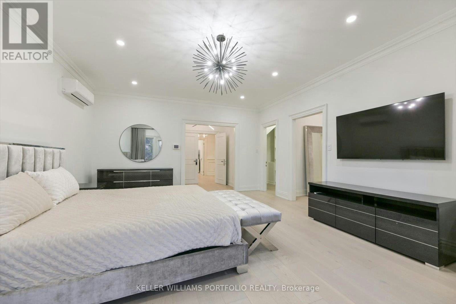 27 True Davidson Drive, Toronto, ON, M4W 3X3 - 26