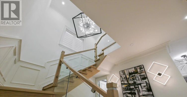 27 True Davidson Drive, Toronto, ON, M4W 3X3 - 23