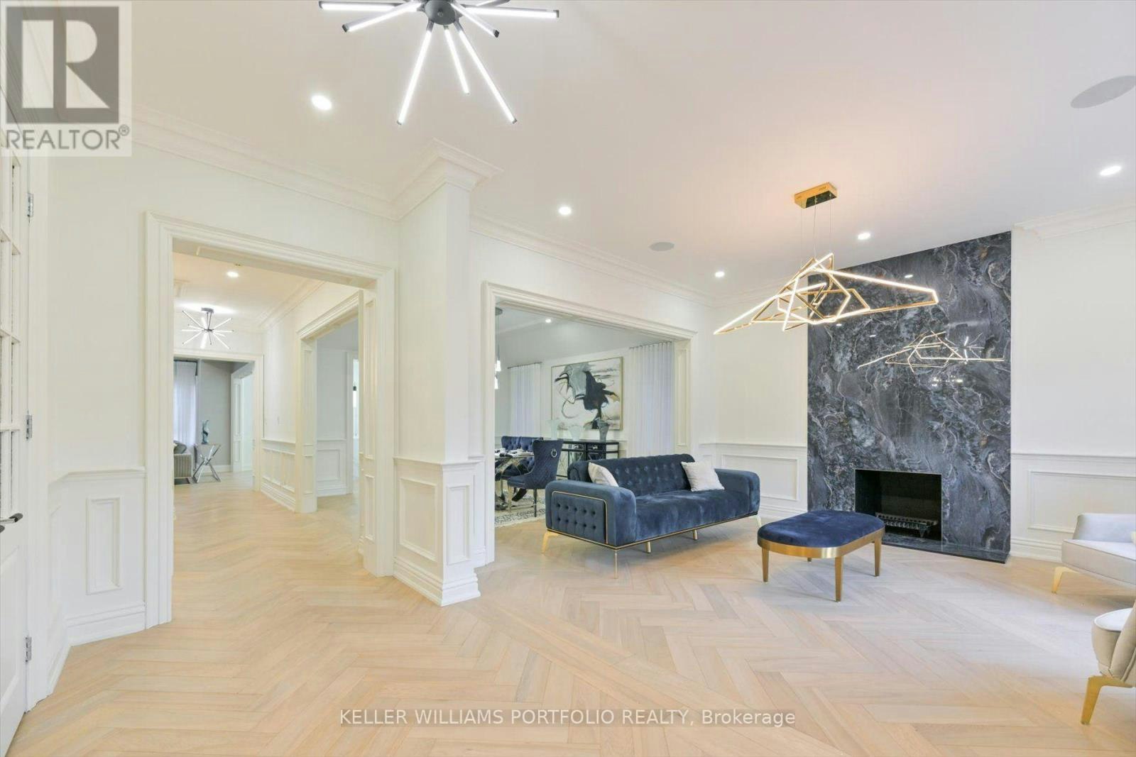 27 True Davidson Drive, Toronto, ON, M4W 3X3 - 5