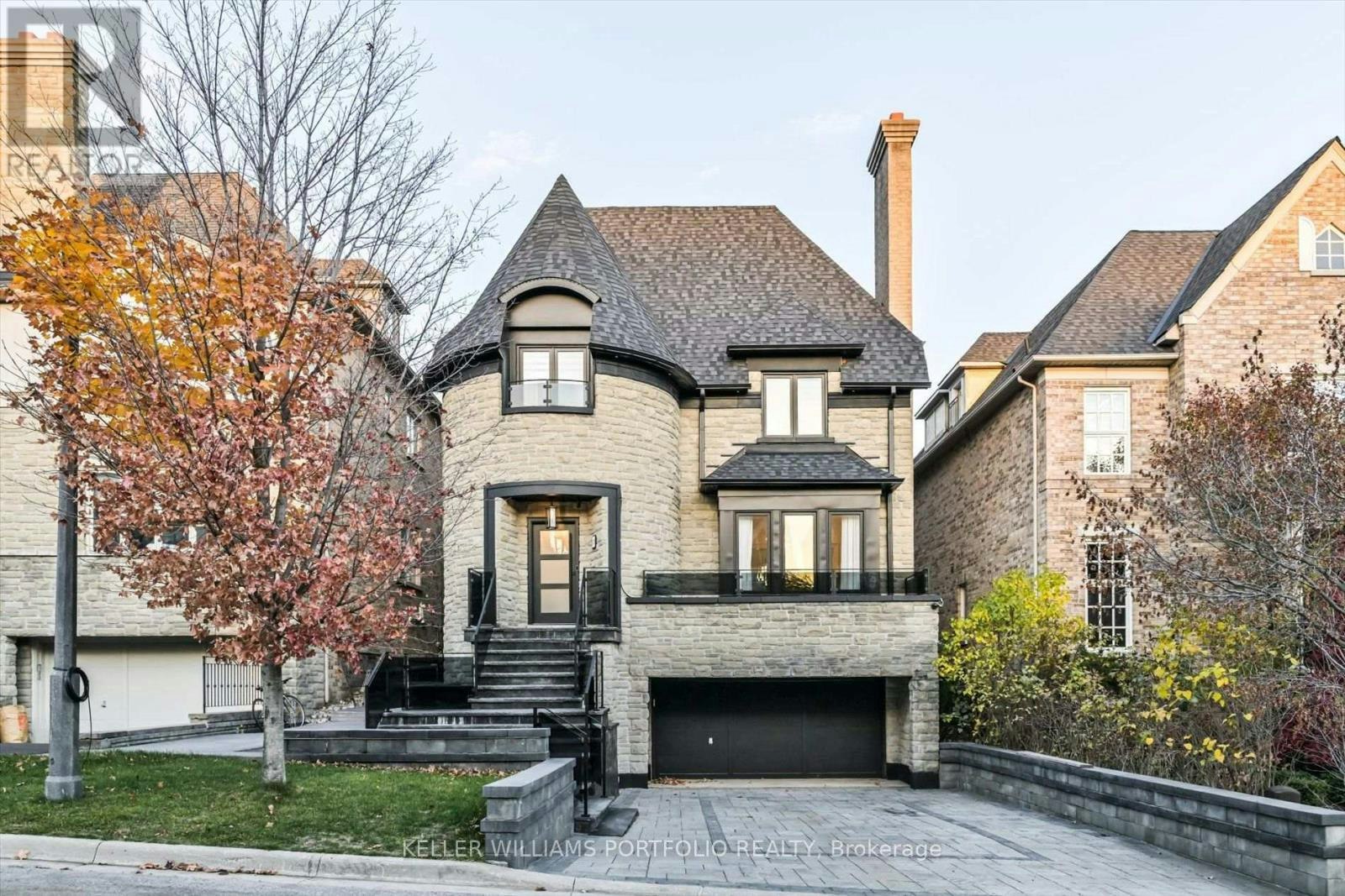 27 True Davidson Drive, Toronto, ON, M4W 3X3