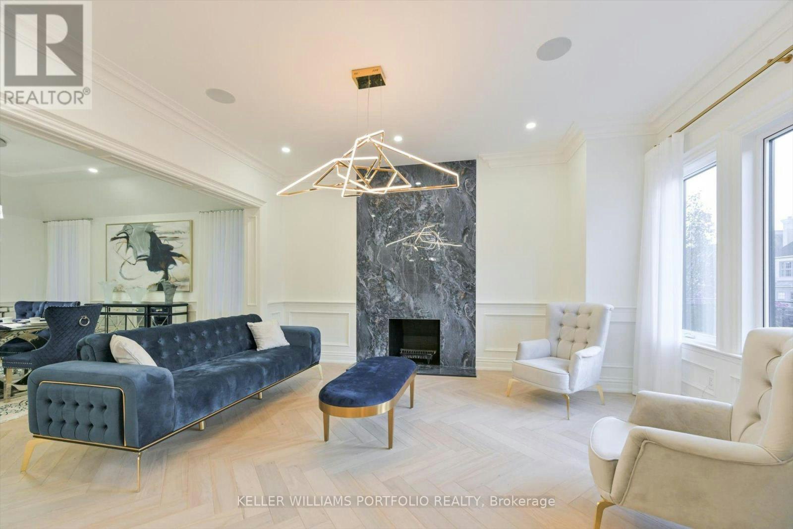 27 True Davidson Drive, Toronto, ON, M4W 3X3 - 4