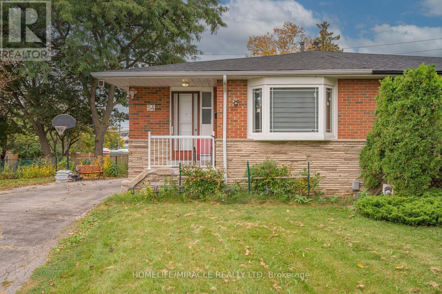 54 Sunderland Crescent, Toronto, ON, M1H 2V3