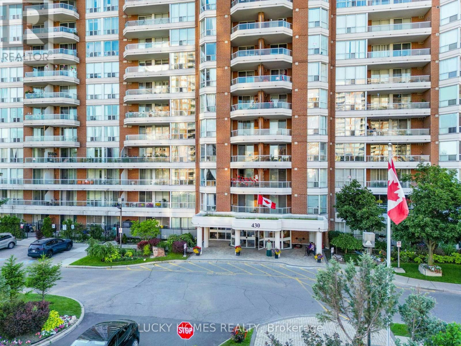 915-430 Mclevin Avenue, Toronto, ON, M1B 5P1