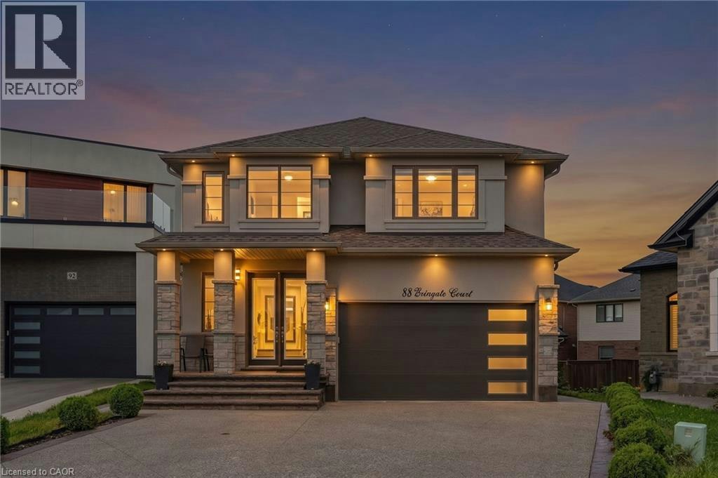 88 Eringate Court, Hamilton, ON, L8J 3Y4