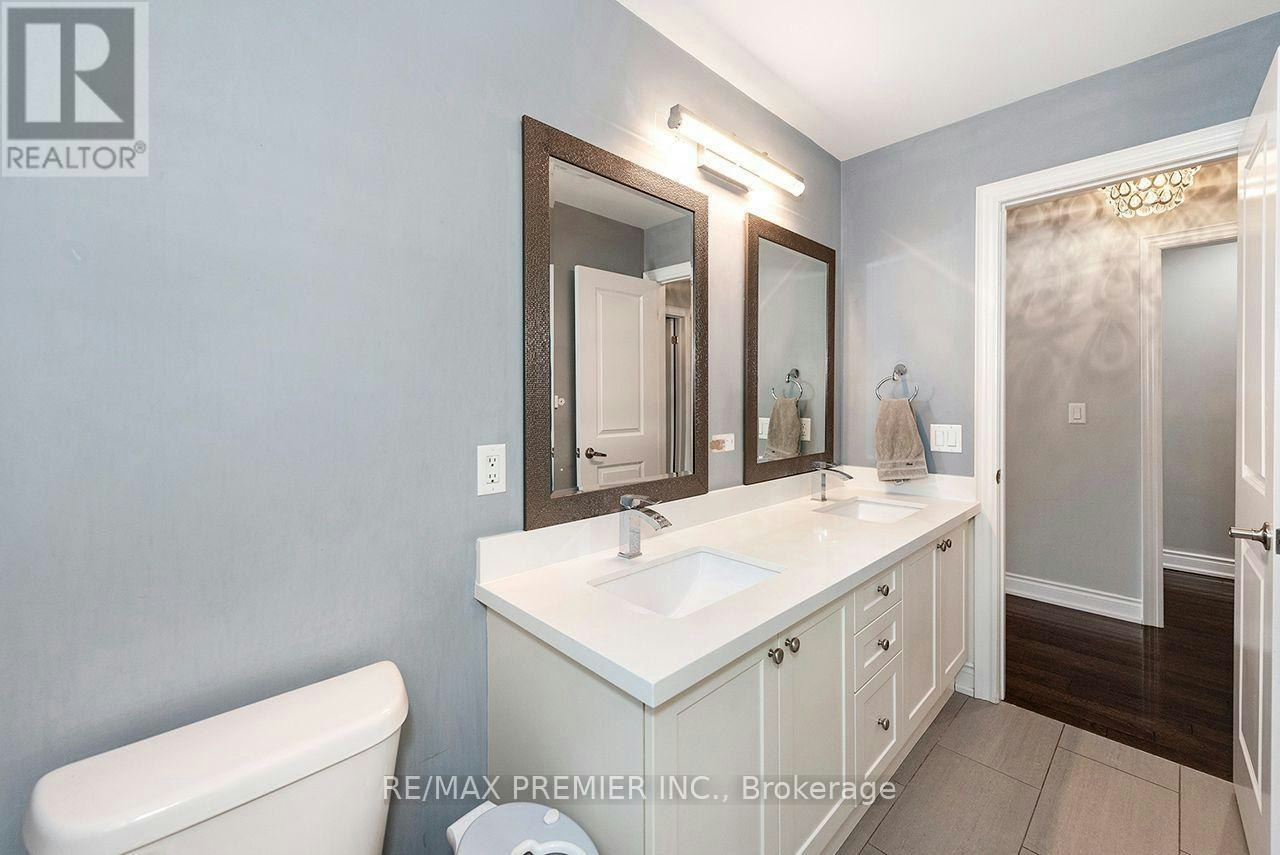 4 George Mckenzie Court, Toronto, ON, M9M 0E1 - 36