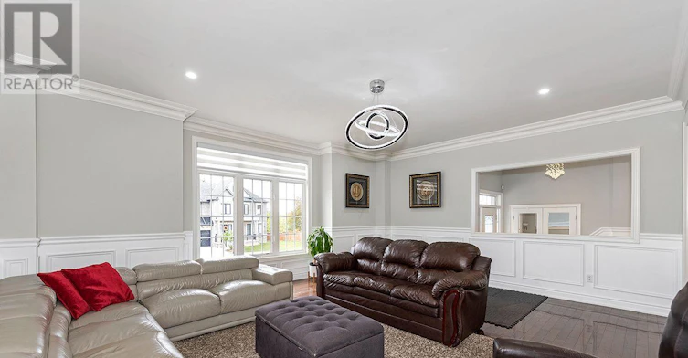 4 George Mckenzie Court, Toronto, ON, M9M 0E1 - 14
