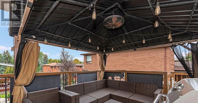 4 George Mckenzie Court, Toronto, ON, M9M 0E1 - 47
