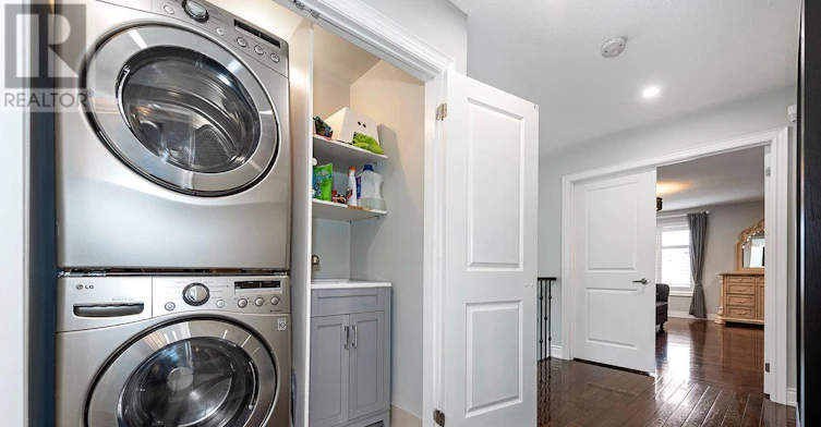 4 George Mckenzie Court, Toronto, ON, M9M 0E1 - 44