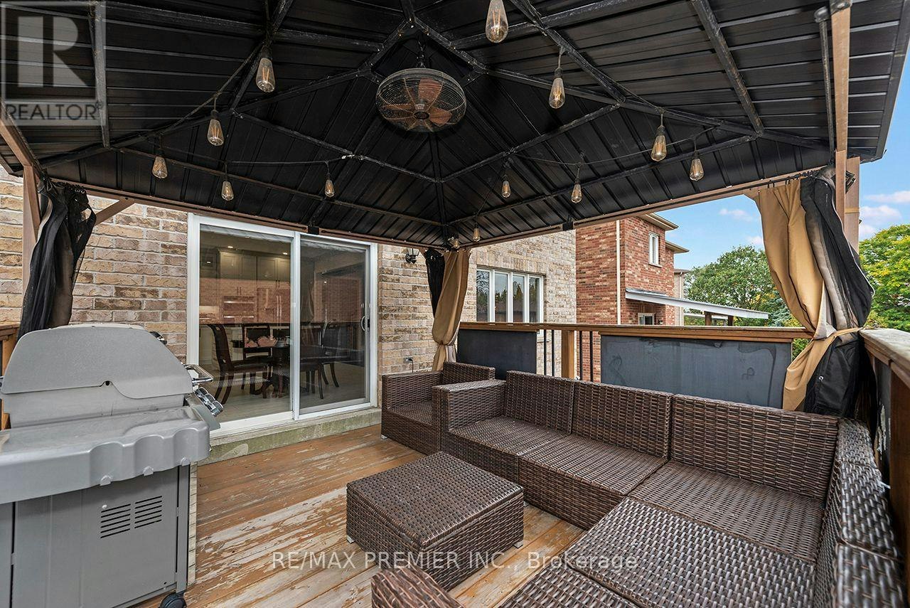 4 George Mckenzie Court, Toronto, ON, M9M 0E1 - 46