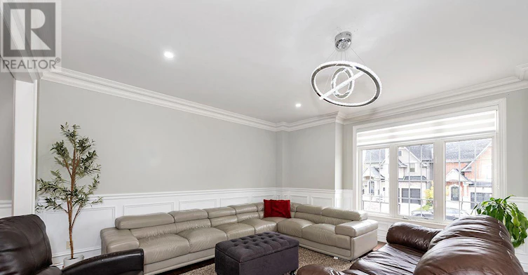 4 George Mckenzie Court, Toronto, ON, M9M 0E1 - 13