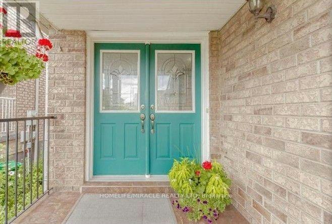 58 Summerdale Crescent, Brampton, ON, L6X 4V9 - 2