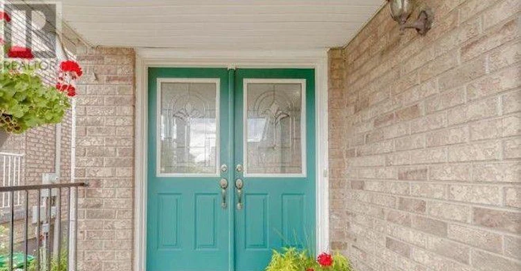 58 Summerdale Crescent, Brampton, ON, L6X 4V9 - 2