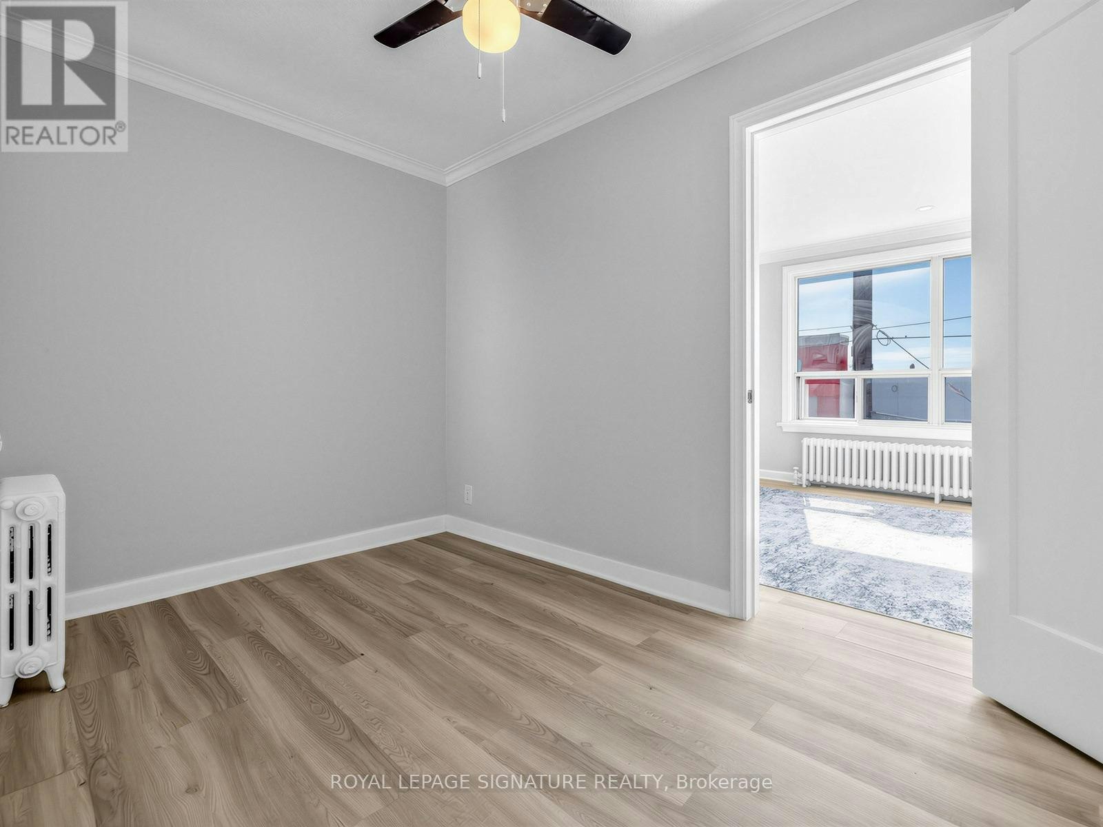2260 Eglinton Avenue W, Toronto, ON, M6E 2L3 - 8