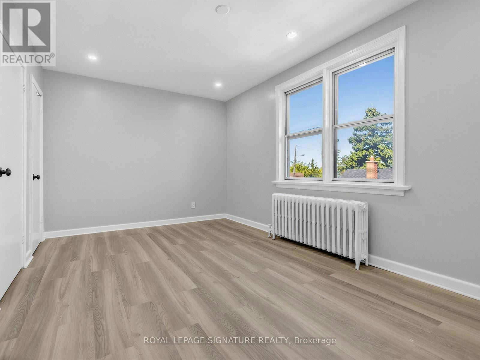 2260 Eglinton Avenue W, Toronto, ON, M6E 2L3 - 14