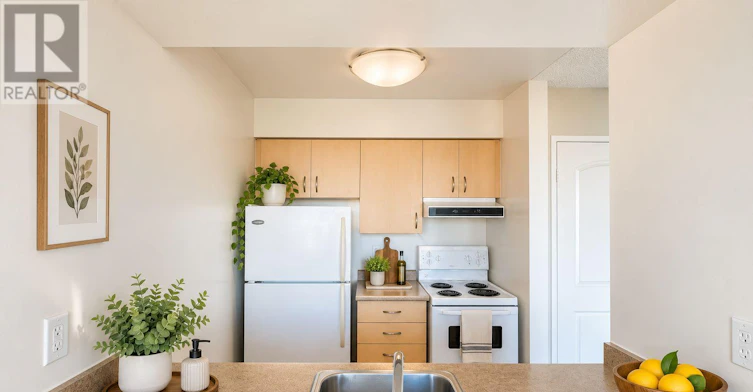 712-171 Main Street N, Brampton, ON, L6X 0H4 - 2