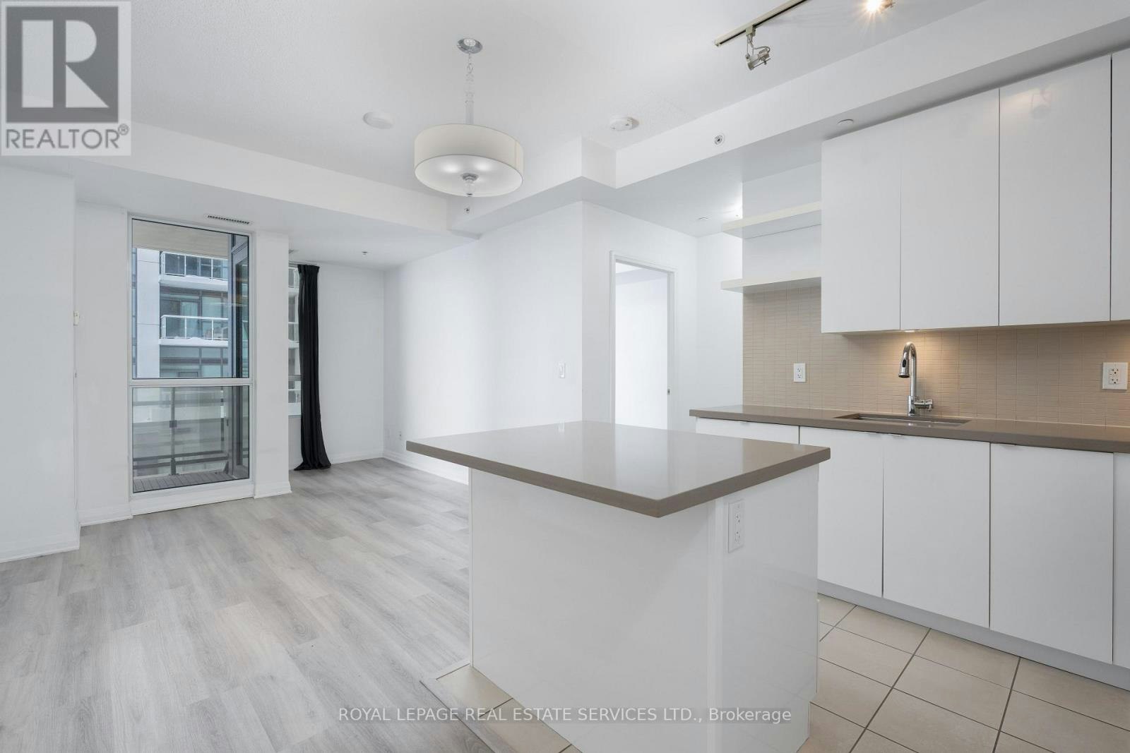 306-59 Annie Craig Drive, Toronto, ON, M8V 0C4 - 8