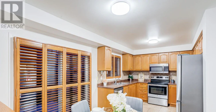 54 Ferncroft Place, Brampton, ON, L7A 3C8 - 11
