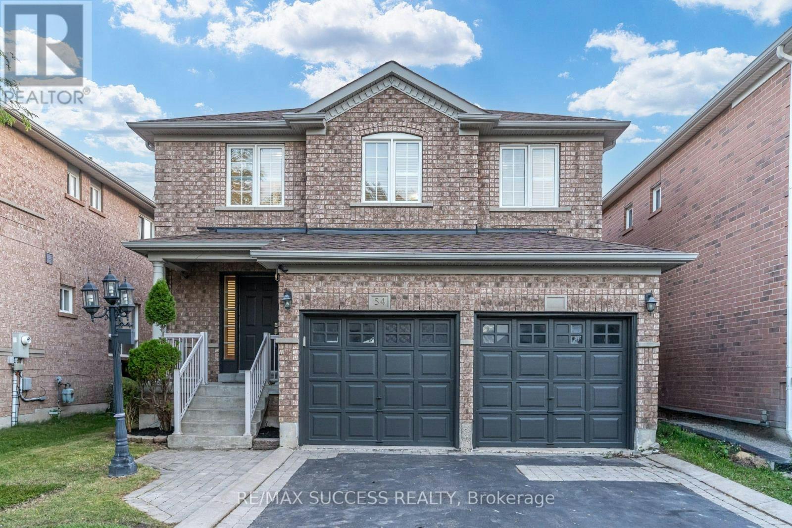 54 Ferncroft Place, Brampton, ON, L7A 3C8 - 2