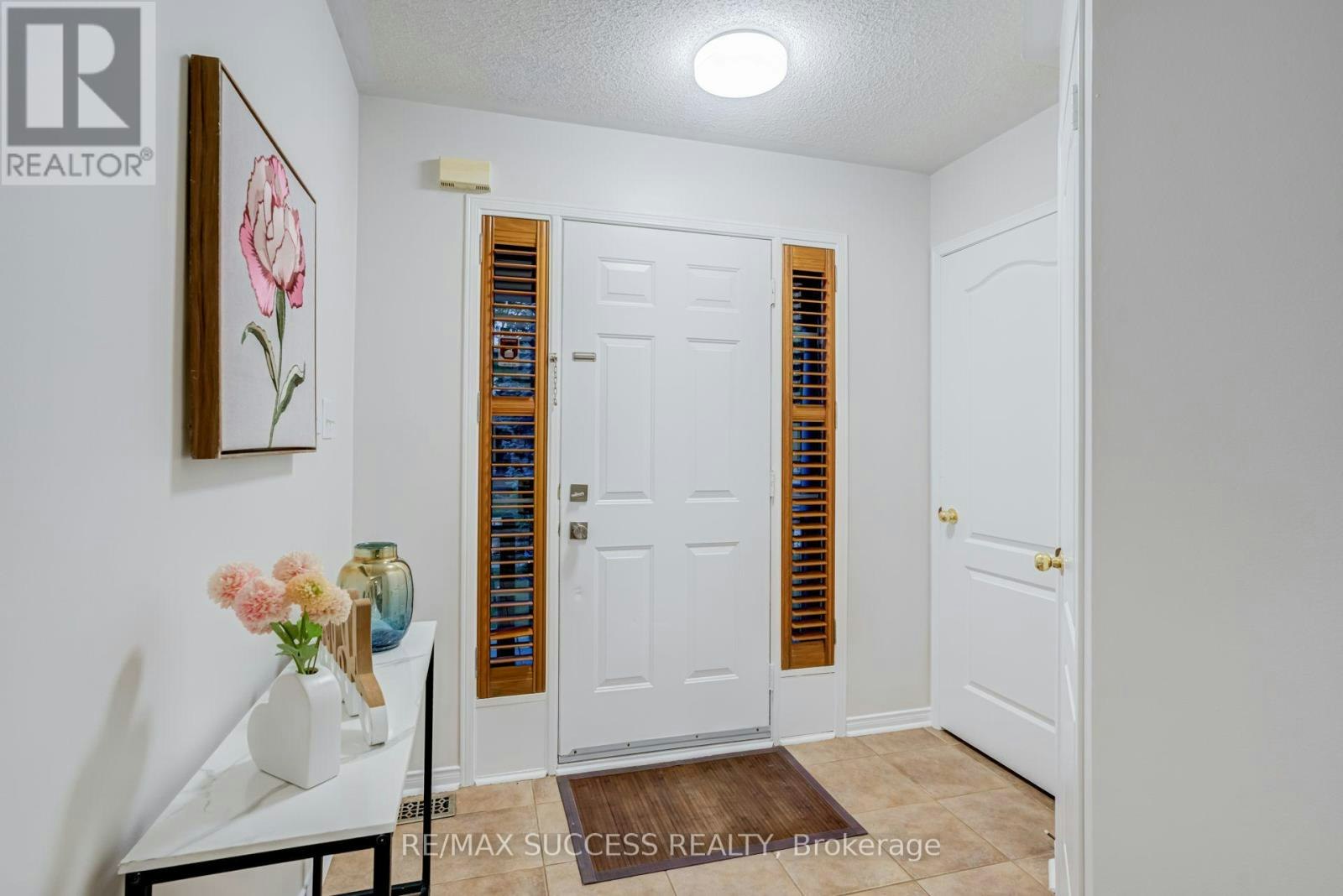 54 Ferncroft Place, Brampton, ON, L7A 3C8 - 3