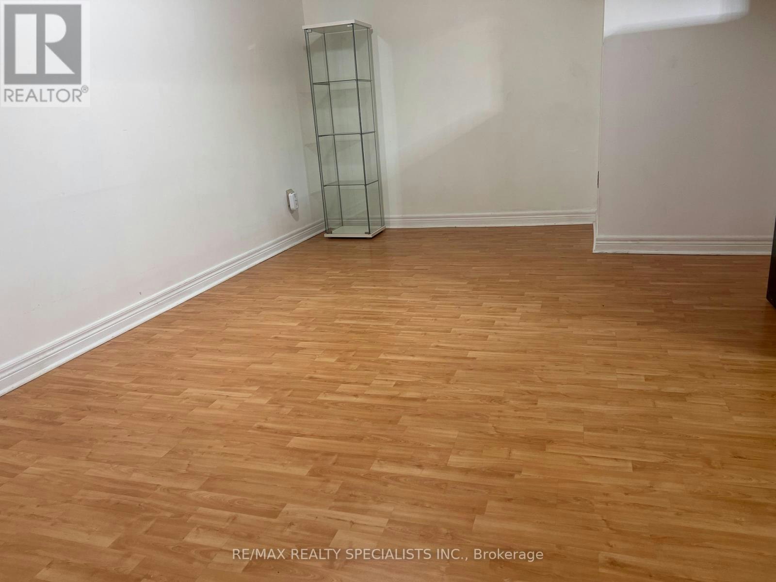 BASEMENT-3156 Mccarron Crescent, Mississauga, ON, L5N 3H5 - 5