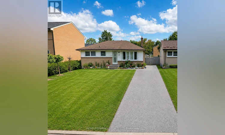 104 Queenston Crescent