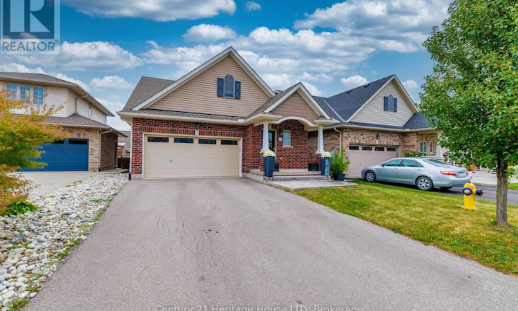 7 Kenmar Court