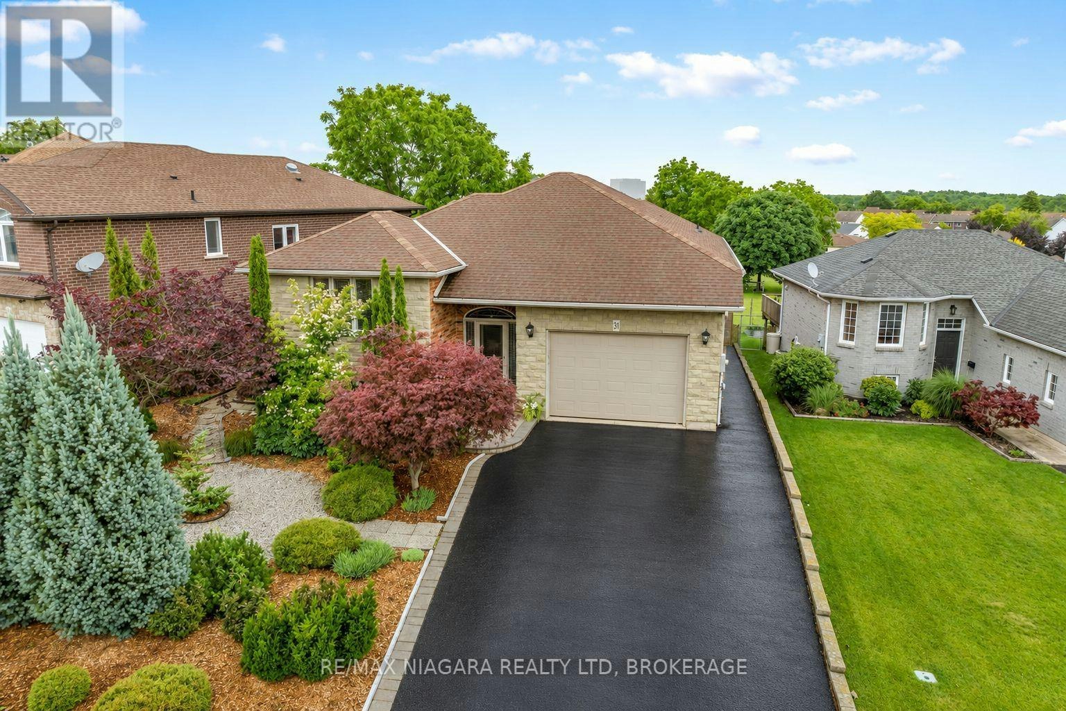 31 Hillcrest Road, Port Colborne, ON, L3K 6B4