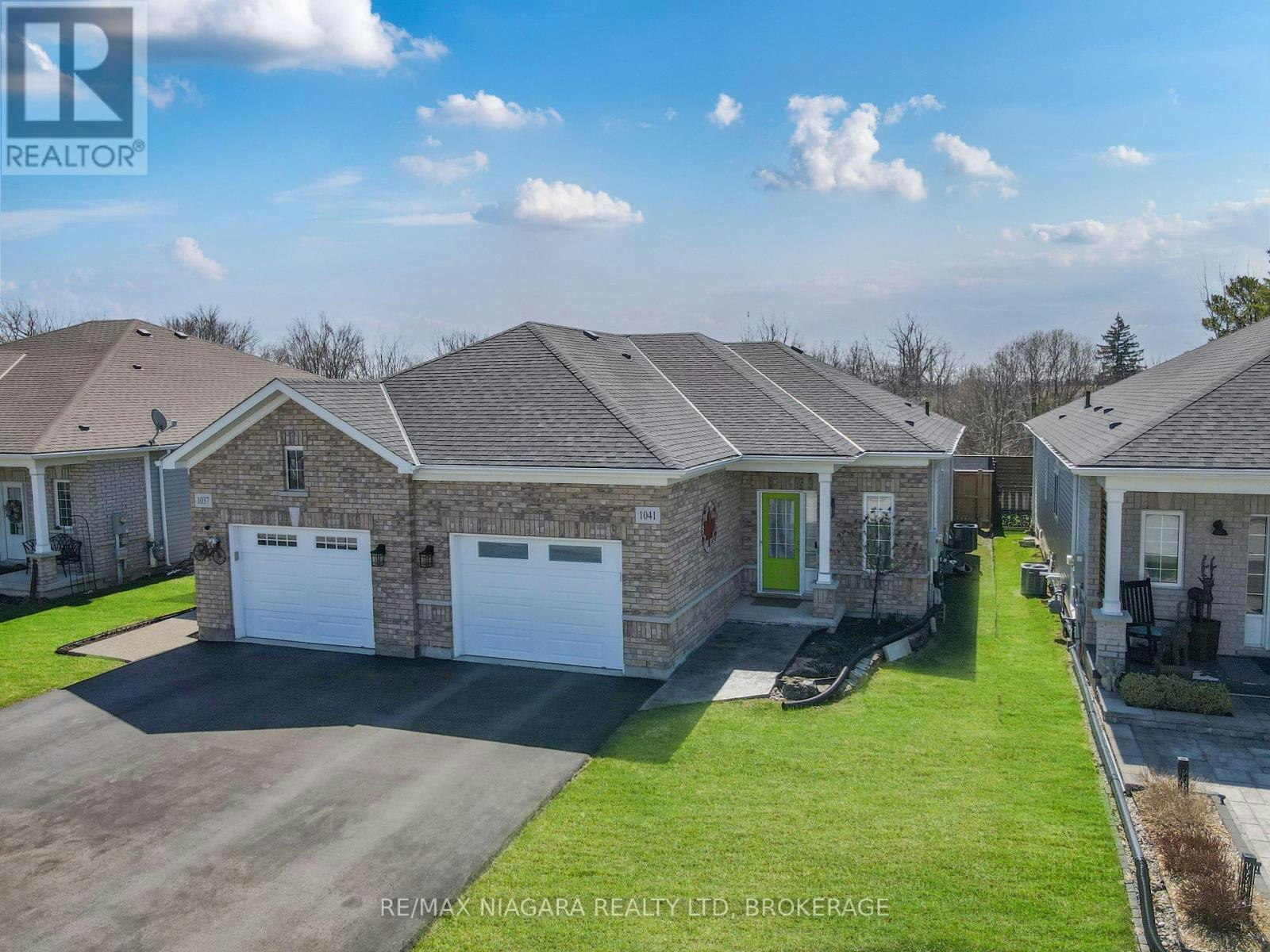 1041 Meadowood Street, Fort Erie, ON, L2A 5B9