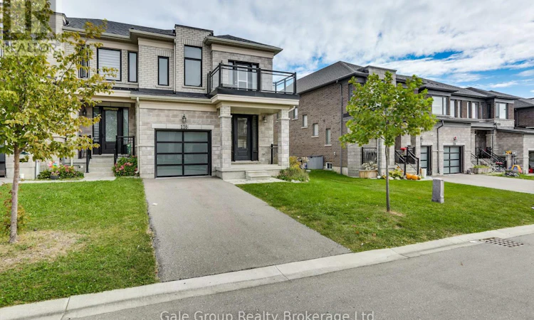 118 Huntingford Trail W
