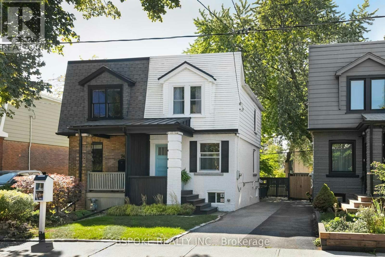 76 Hiltz Avenue, Toronto, ON, M4L 2N5