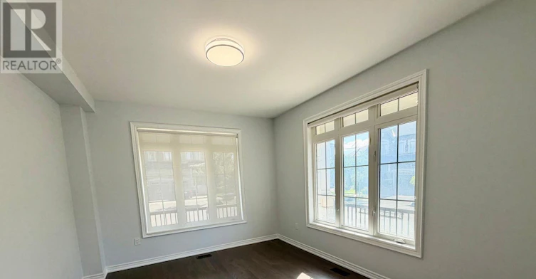 22 Duggan Street, Aurora, ON, L4G 0Y9 - 16