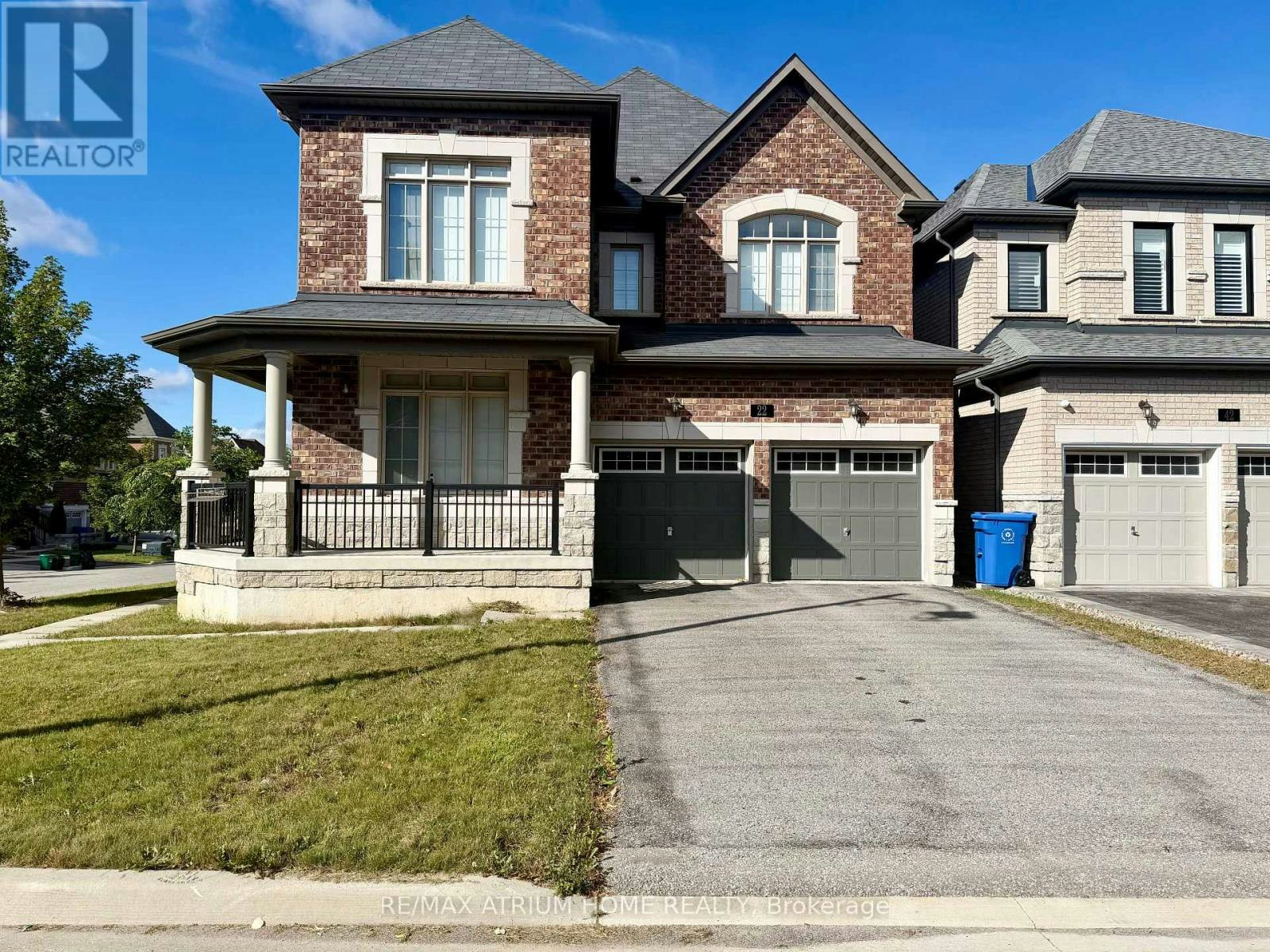 22 Duggan Street, Aurora, ON, L4G 0Y9