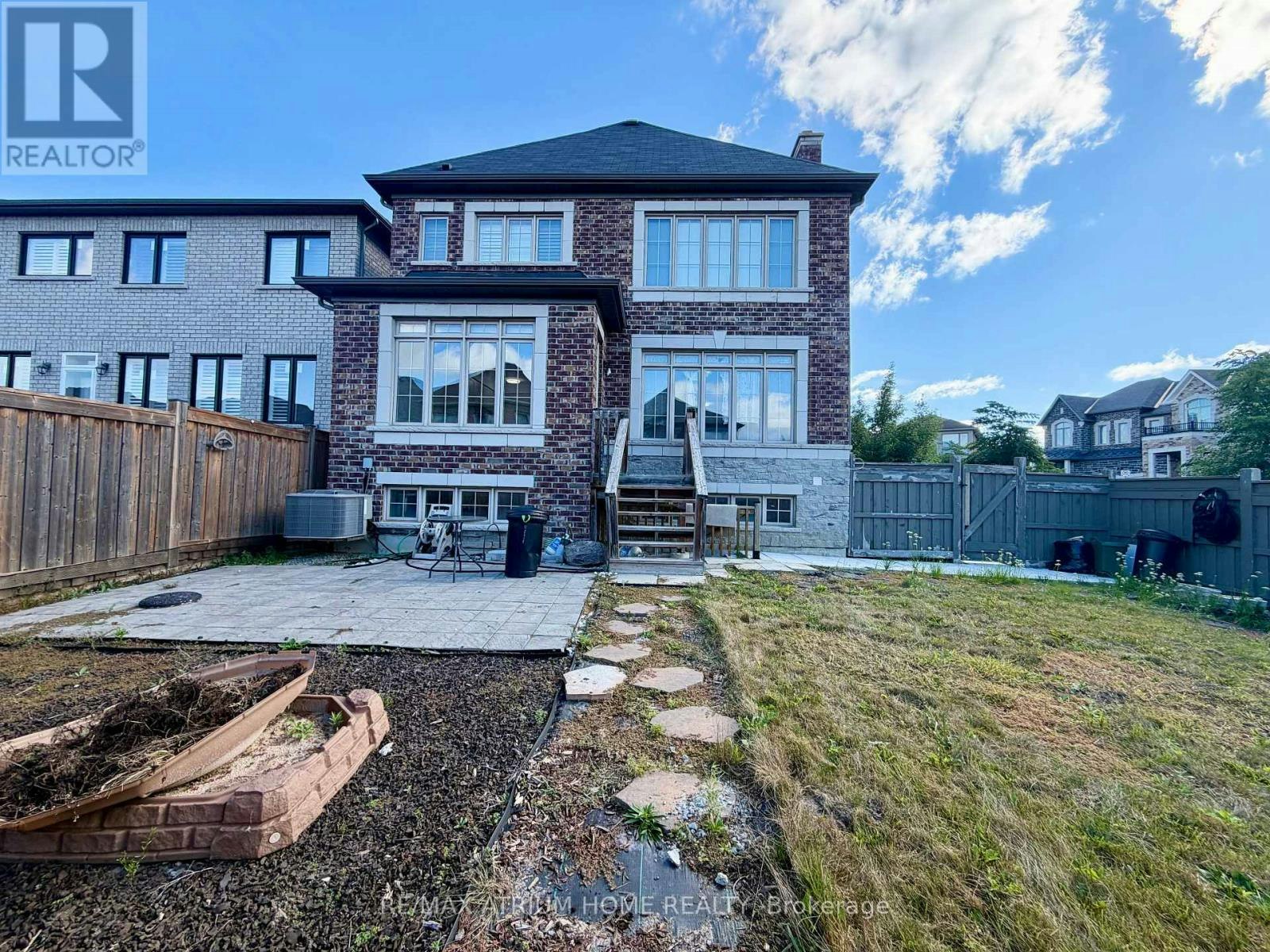 22 Duggan Street, Aurora, ON, L4G 0Y9 - 37