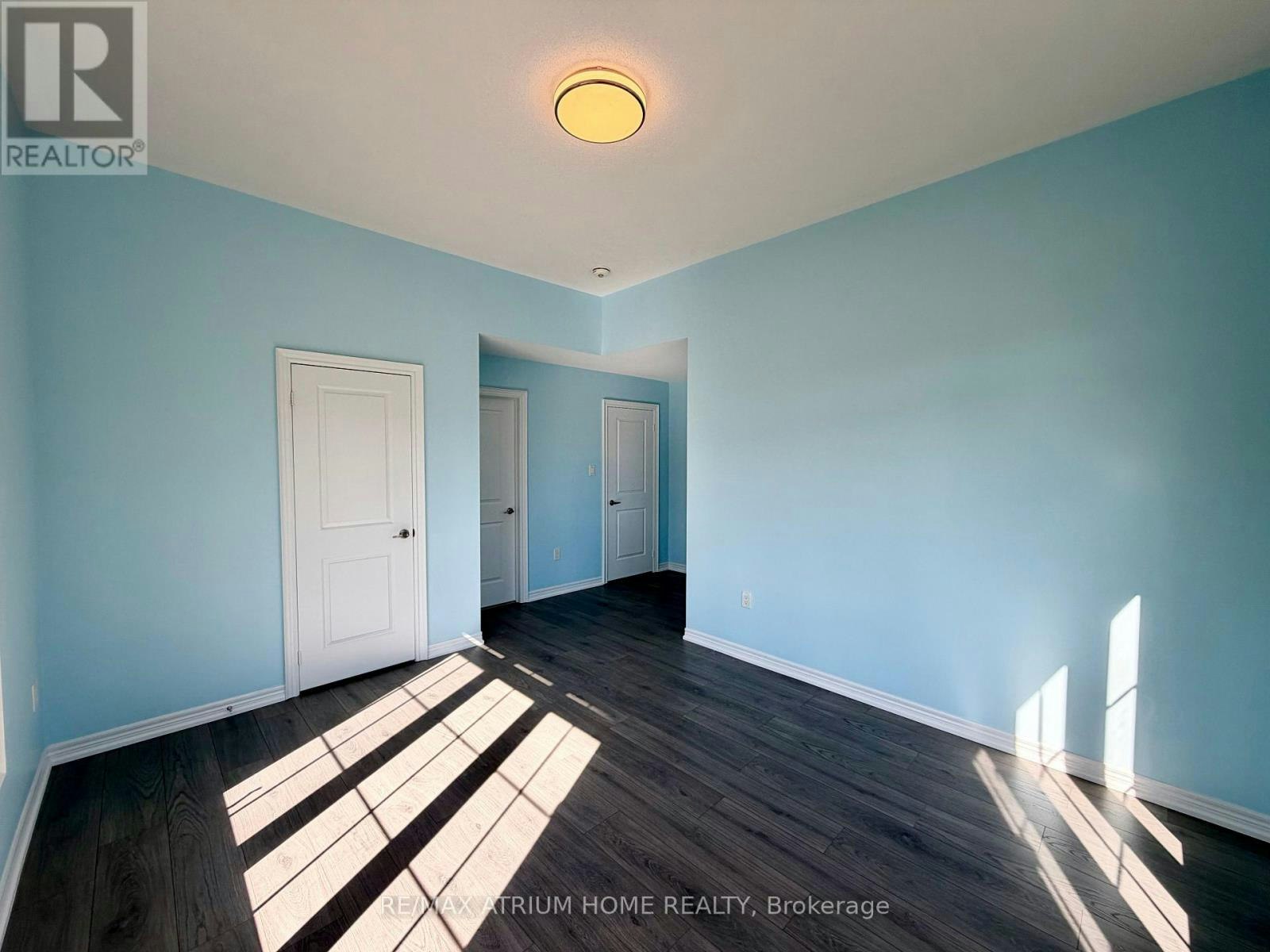 22 Duggan Street, Aurora, ON, L4G 0Y9 - 32