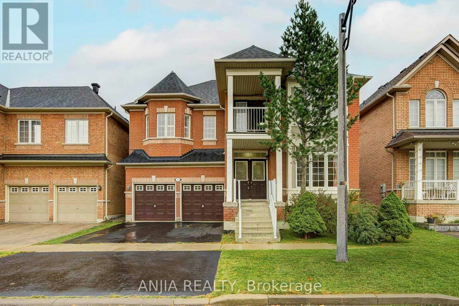 23 Ayhart Street E, Markham, ON, L6E 1H5