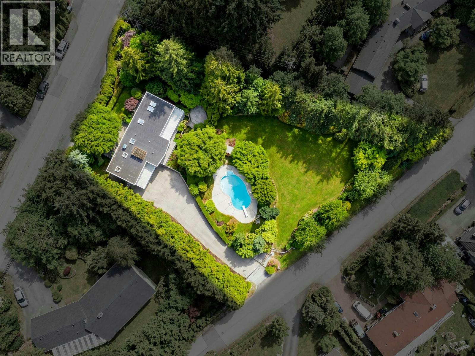680 St. Andrews Road, West Vancouver, BC, V7S 1V6