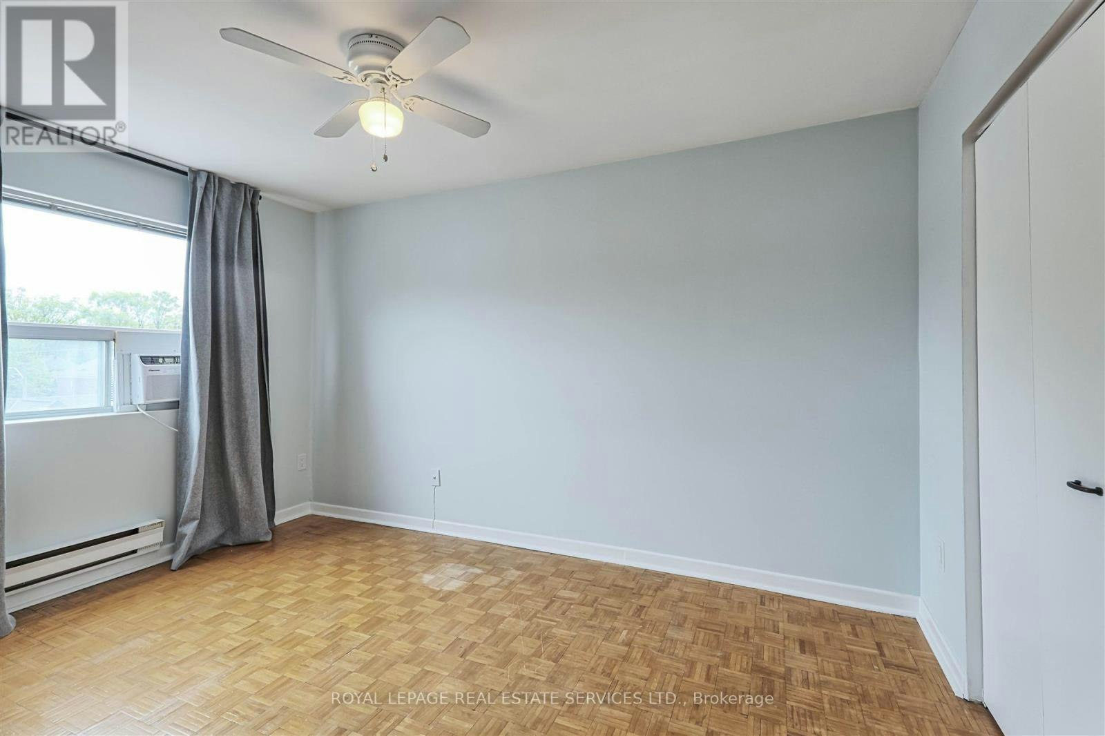 BACK-2875 Bloor Street W, Toronto, ON, M8X 1B3 - 8