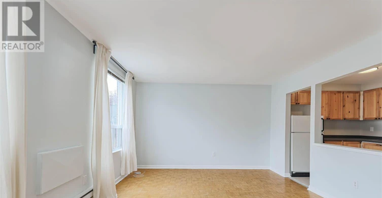 BACK-2875 Bloor Street W, Toronto, ON, M8X 1B3 - 4