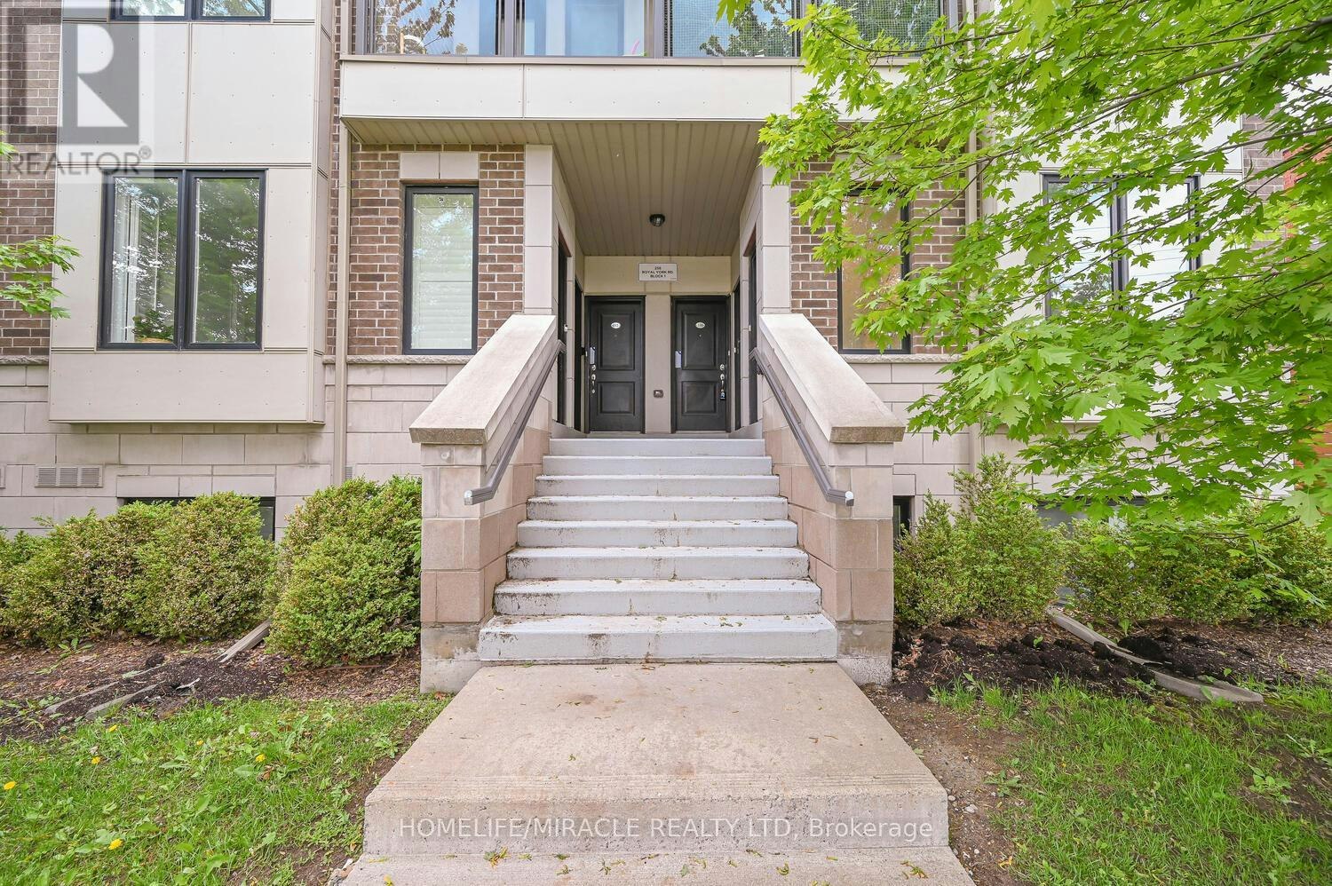 114-256 Royal York Road, Toronto, ON, M8V 1Y8