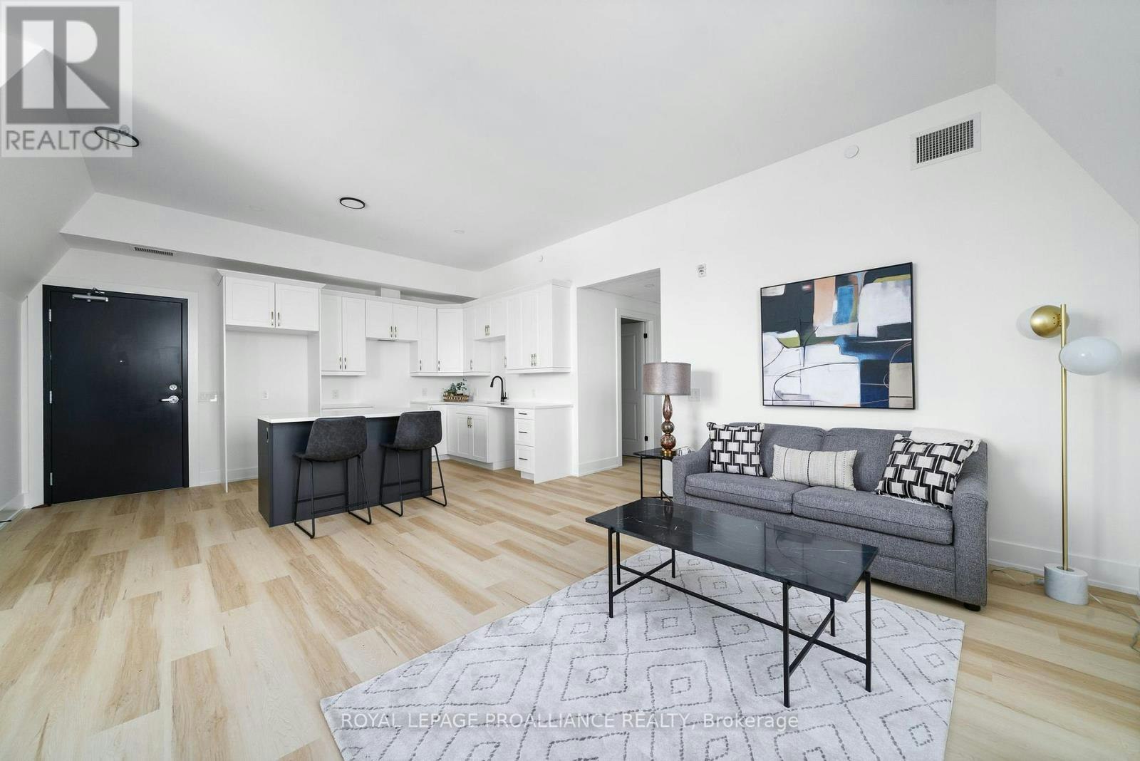 301-941 Charles Wilson Parkway, Cobourg, ON, K9A 0L2 - 9