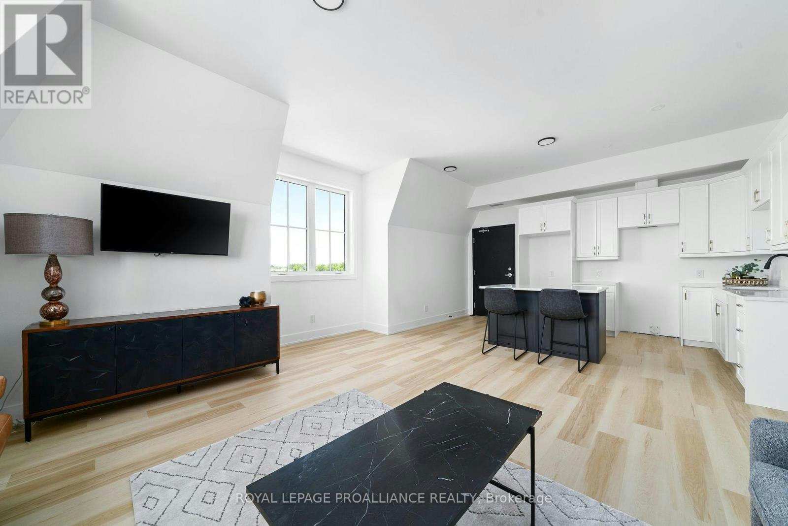 301-941 Charles Wilson Parkway, Cobourg, ON, K9A 0L2 - 8