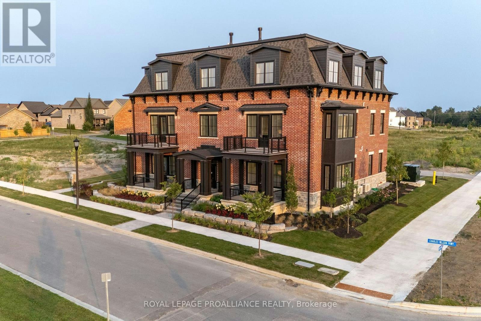 301-941 Charles Wilson Parkway, Cobourg, ON, K9A 0L2 - 2
